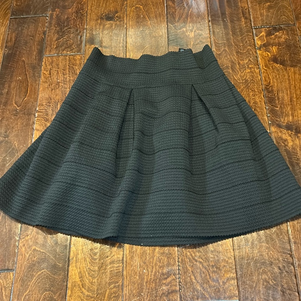 Black skirt💥